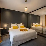 La Loge Place Des Quinconces Апартаменты *