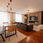 La Loge Place Des Quinconces * Бордо