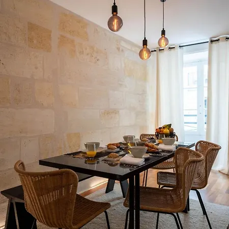 La Loge Place Des Quinconces Appartement