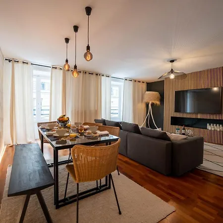 La Loge Place Des Quinconces * Bordeaux
