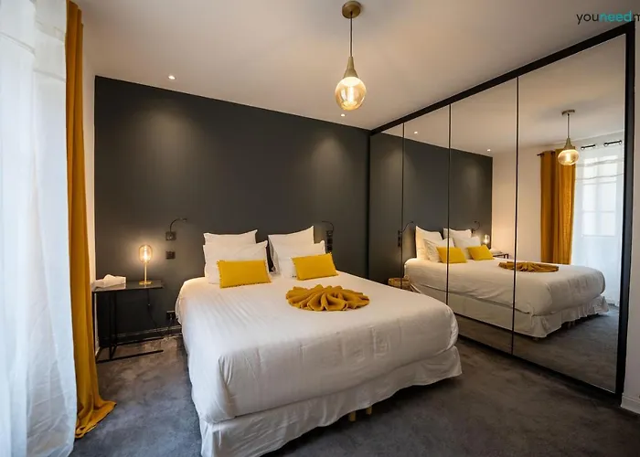 La Loge Place Des Quinconces Апартаменты *