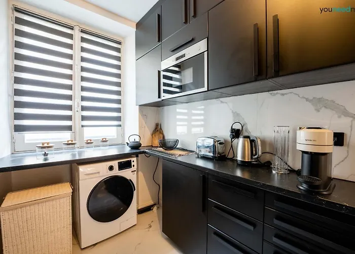 Апартаменты La Loge Place Des Quinconces Бордо