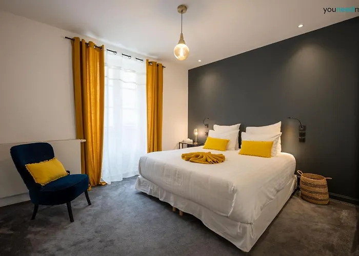 La Loge Place Des Quinconces Bordeaux