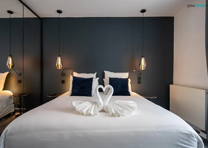 La Loge Place Des Quinconces Bordeaux