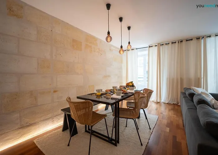 La Loge Place Des Quinconces * Burdeos