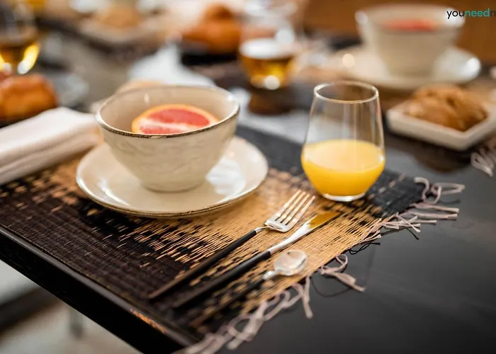 La Loge Place Des Quinconces *