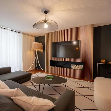 La Loge Place Des Quinconces דירה